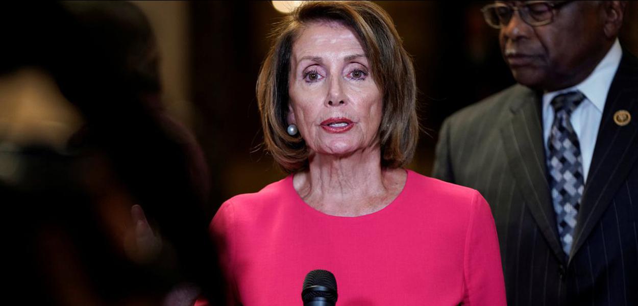Speaker of the House Nancy Pelosi (D-CA) walks after speaking about the ongoing partial government shutdown on Capitol Hill in Washington, U.S., January 3, 2019.      REUTERS/Joshua Roberts
