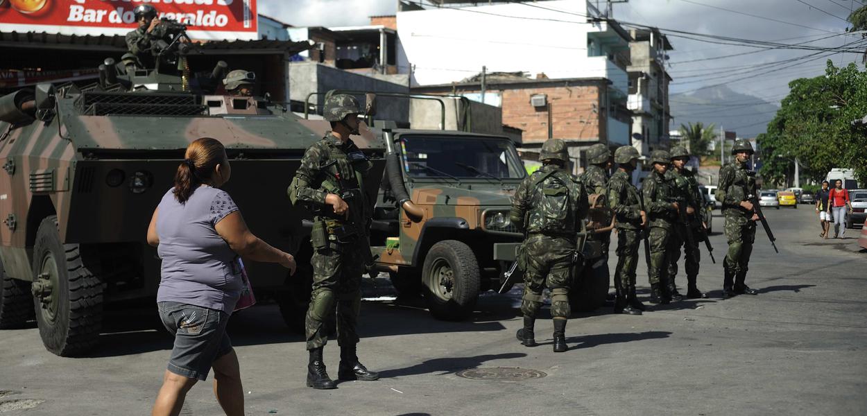 Exército no Complexo da Maré