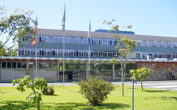 Universidade Federal de Santa Catarina (UFSC)