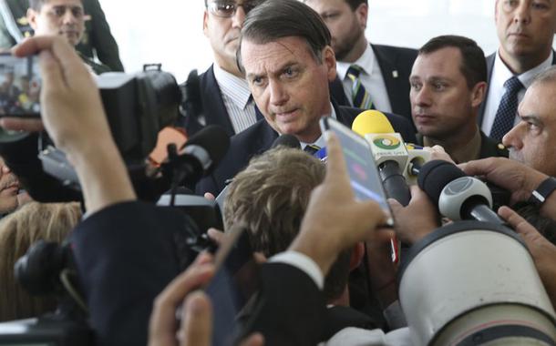 O presidente Jair Bolsonaro em coletiva no palácio da Alvorada.