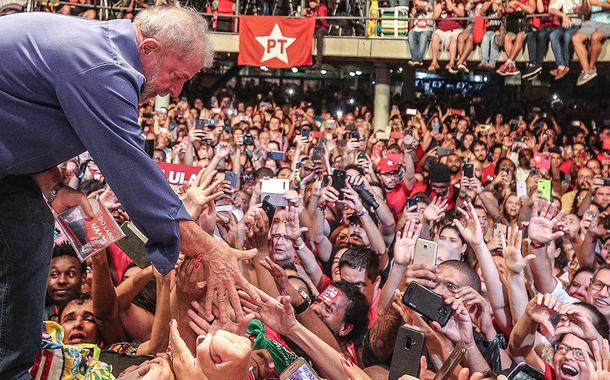 Lula no circo voador