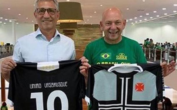 Alexandre Campello, presidente do Vasco, e Luciano Hang, dono da Havan, em reunião na sede da empresa