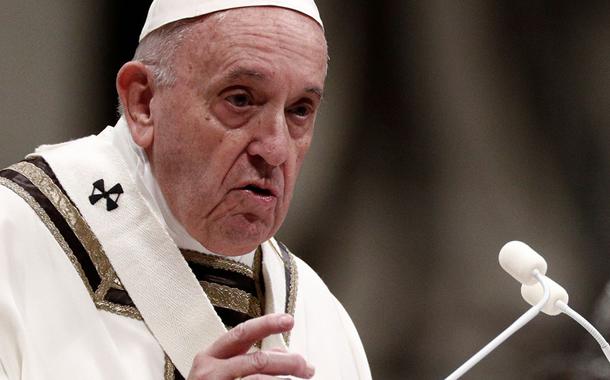 Papa Francisco celebra missa na véspera de Natal na Basílica de São Pedro, no Vaticano