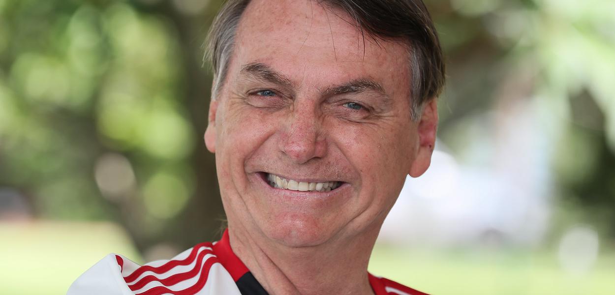 Jair Bolsonaro concede entrevista coletiva no Palácio da Alvorada