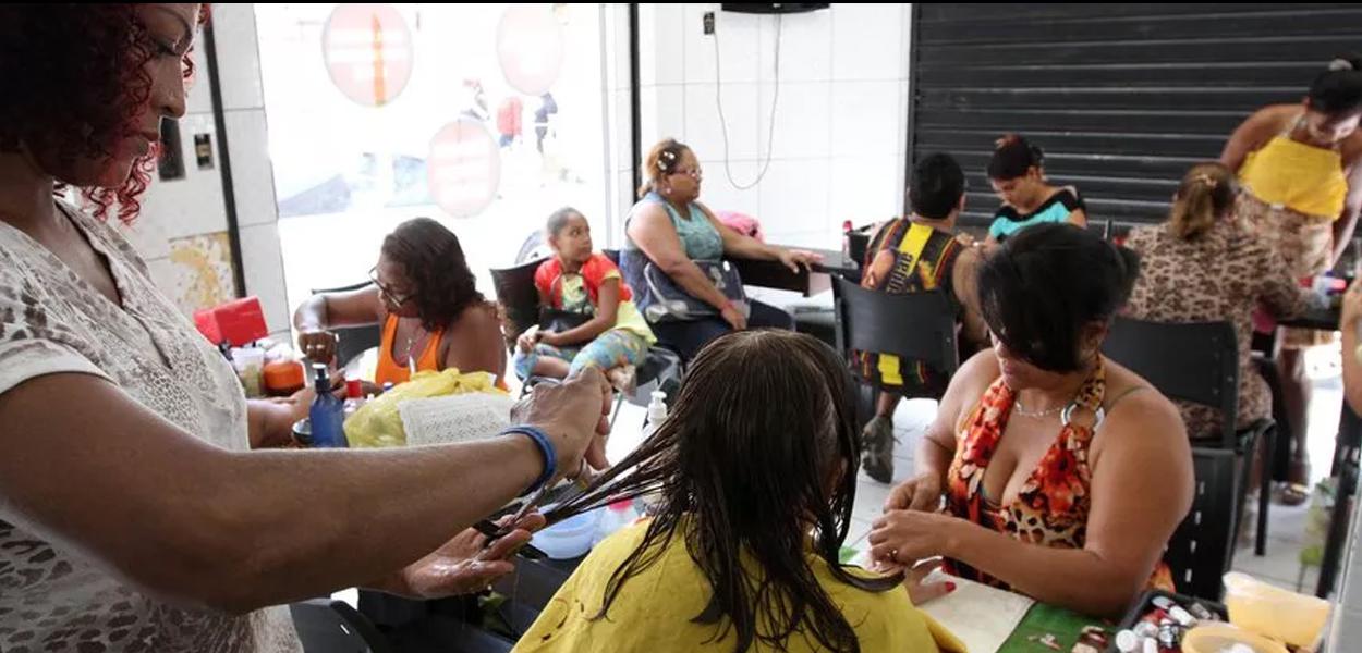 Confiança do setor de serviços sobe em agosto, diz FGV