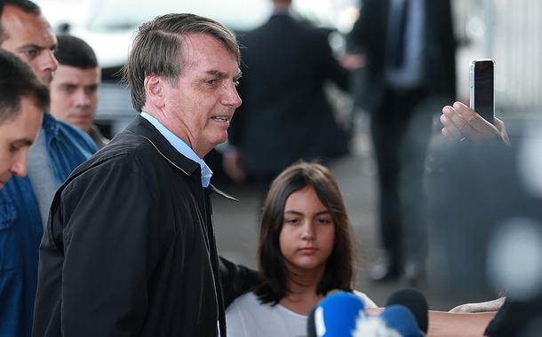 O Presidente Jair Bolsonaro e sua filha Laura