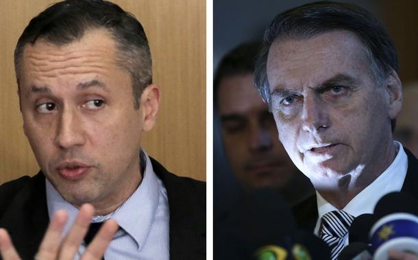 Roberto Alvim e Jair Bolsonaro