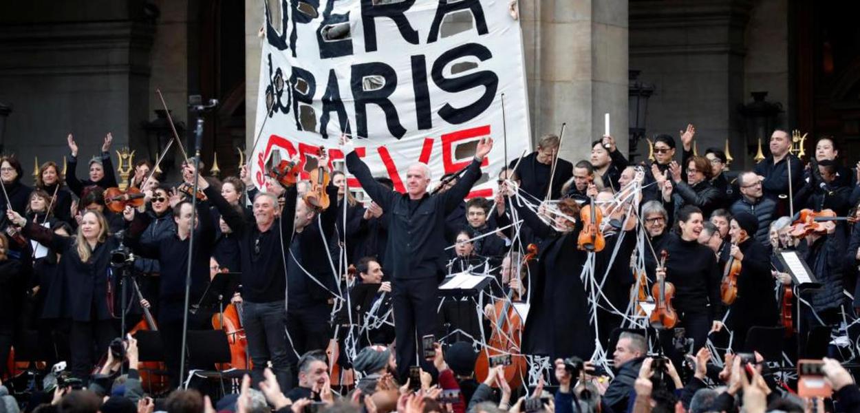 Artistas da Ópera de Paris em greve