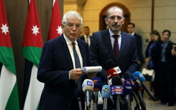 Josep Borel, chefe da diplomacia da UE e ministro das Relações Exteriores da Jordânia, Ayman al-Safadi