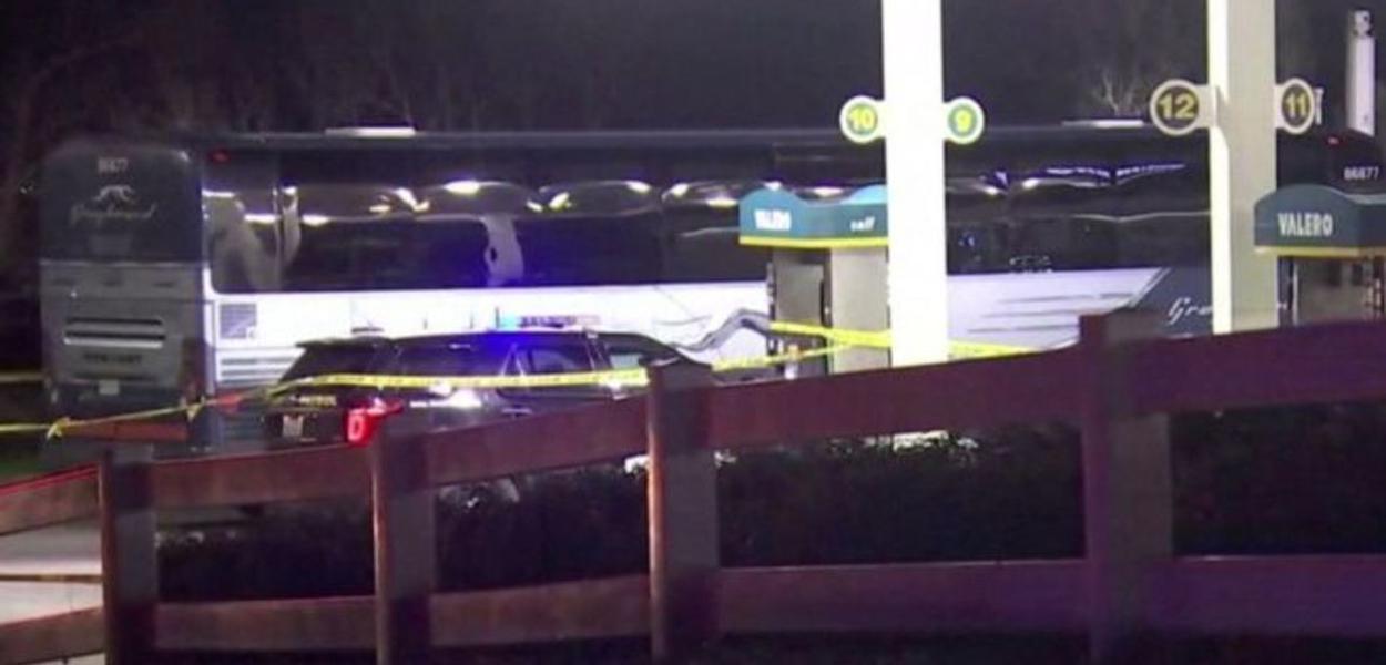 Tiroteio em ônibus na Califórnia