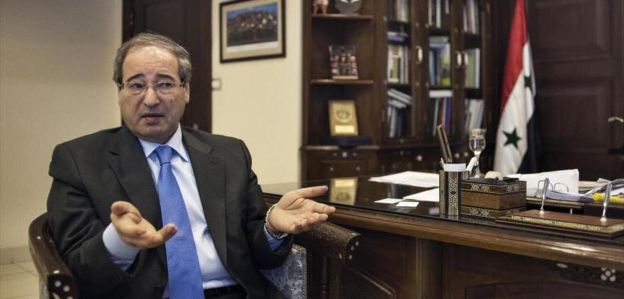 O vice-ministro sírio das Relações Exteriores, Faisal al-Miqdad
