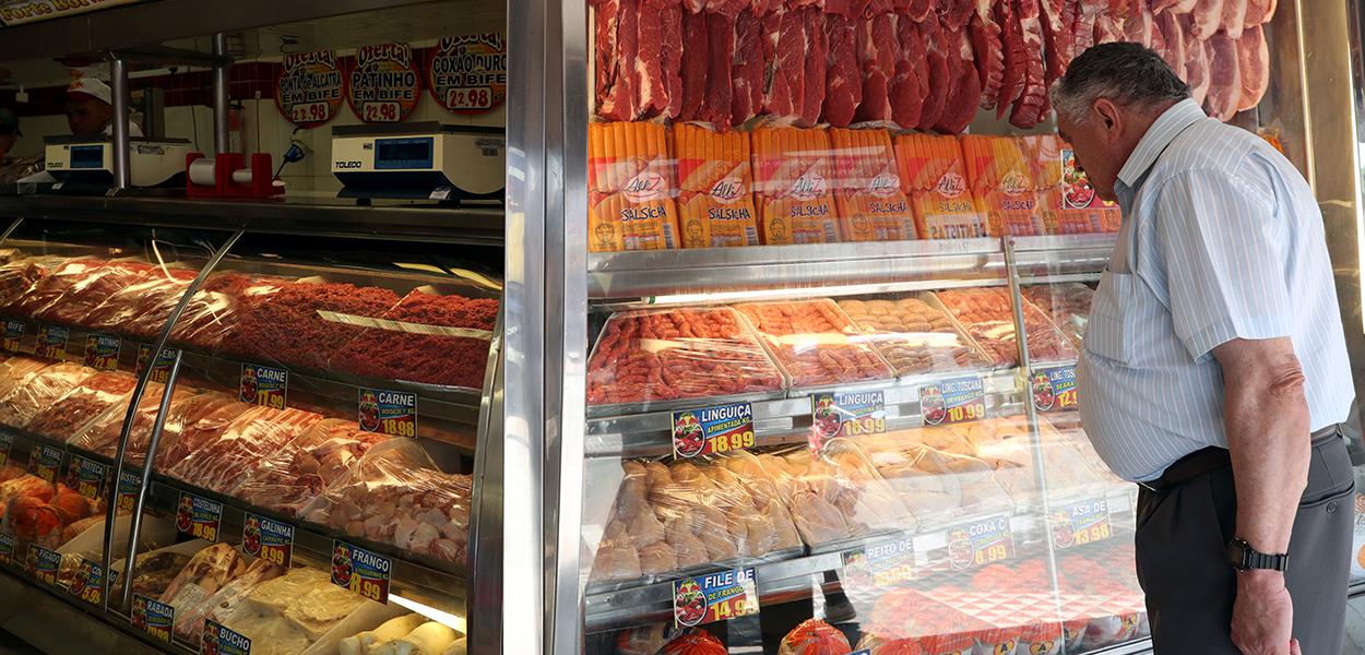 Inflação fica acima da meta para 2020, de acordo com estimativa do mercado