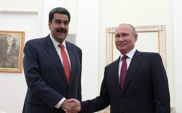 Nicolás Maduro e Vladimir Putin
