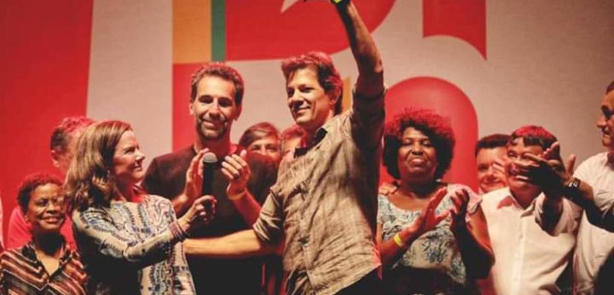 Fernando Haddad participa do primeiro dia de evento em comemora磯 aos 40 anos do Partido dos Trabalhadores (PT), no Circo Voador, na Lapa, Zona Central da cidade do Rio de Janeiro (RJ), nesta sexta-feira (7)