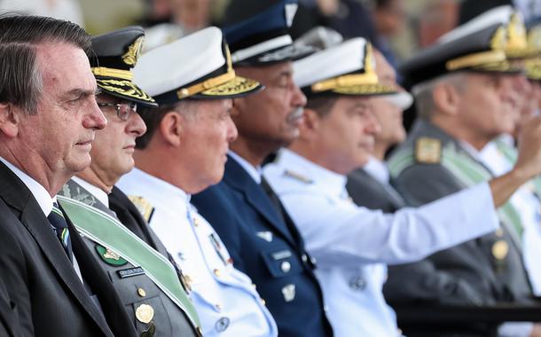 Jair Bolsonaro durante Cerimônia Comemorativa do Dia do Exército