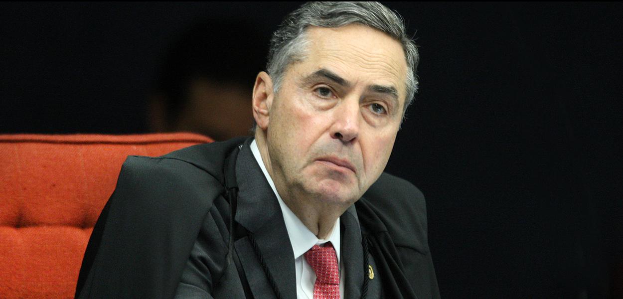 Ministro Roberto Barroso durante sessão da 1ª turma do STF.