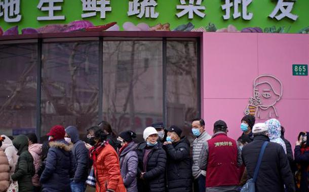China diz que há riscos de importação de novos casos de Covid-19