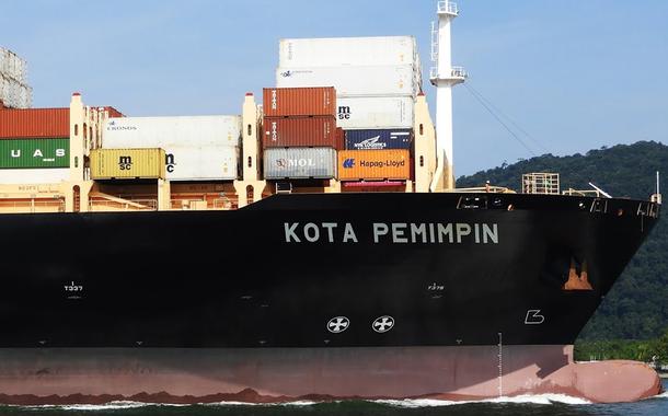 Navio Kota Pemimpin com dois casos suspeitos de doença causada por coronavírus deve atracar no Porto de Santos