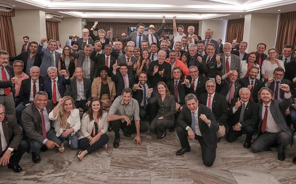 Lula com as bancadas do PT no Senado e na Câmara