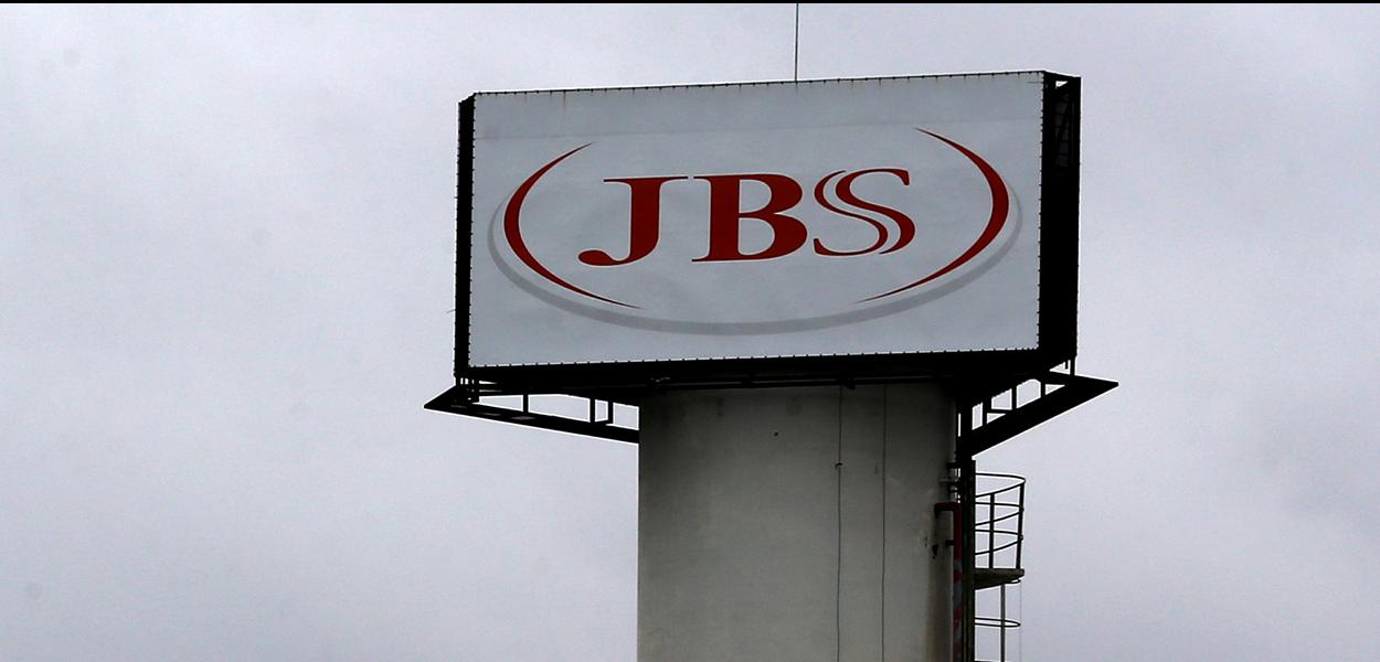 Logo da JBS é visto em unidade na cidade de Jundiaí­.