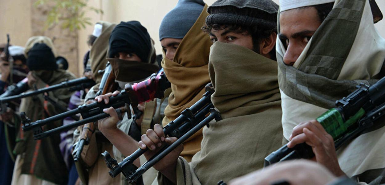 Combatentes do grupo Talibã