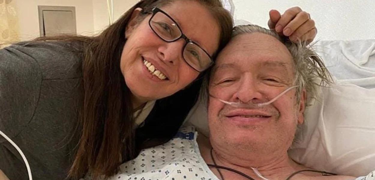 Escritor Olavo de Carvalho já passa bem