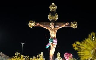 Mangueira retrata a diversidade através de Jesus Cristo