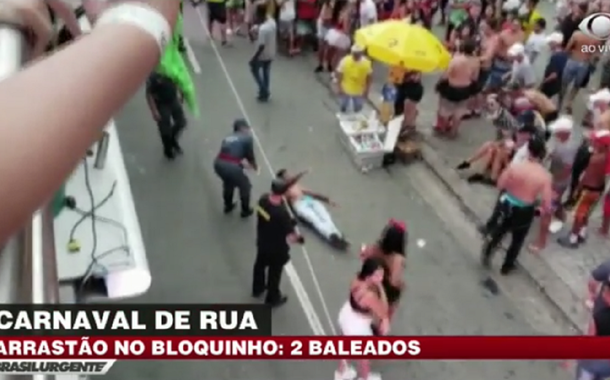 Folião armado