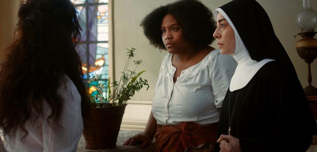 Atriz portuguesa Leonor Silveira diz faltar inteligência no governo