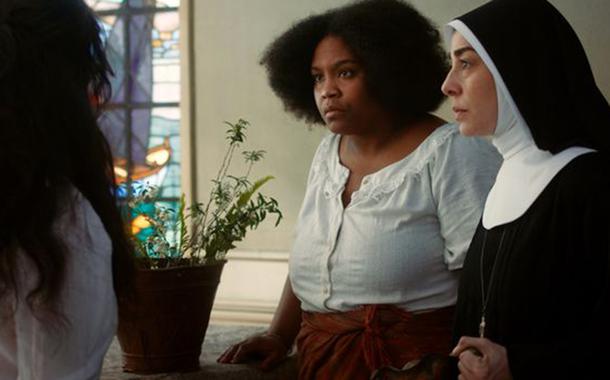 Atriz portuguesa Leonor Silveira diz faltar inteligência no governo