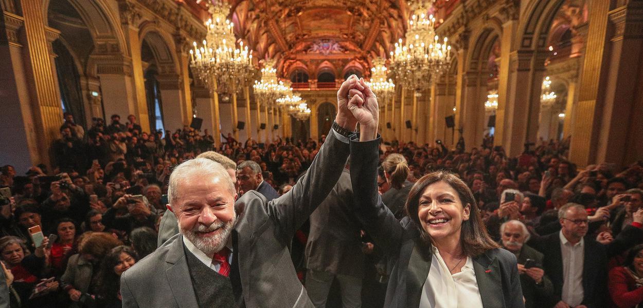 Lula e Anne Hidalgo em Paris