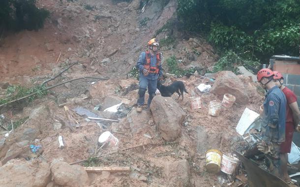 Enchente no litoral paulista