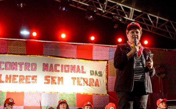 Dilma Rousseff durante encontro de mulheres do MST em 2020
