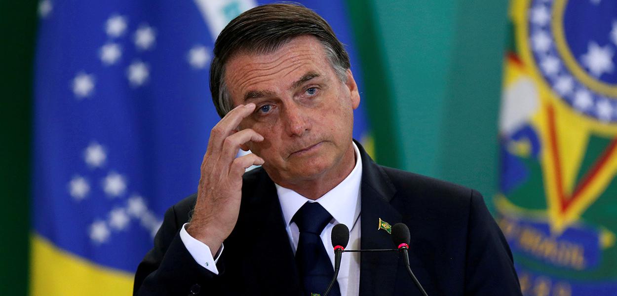 Bolsonaro admite rever BPC e reduzir idade mínima para mulher se aposentar