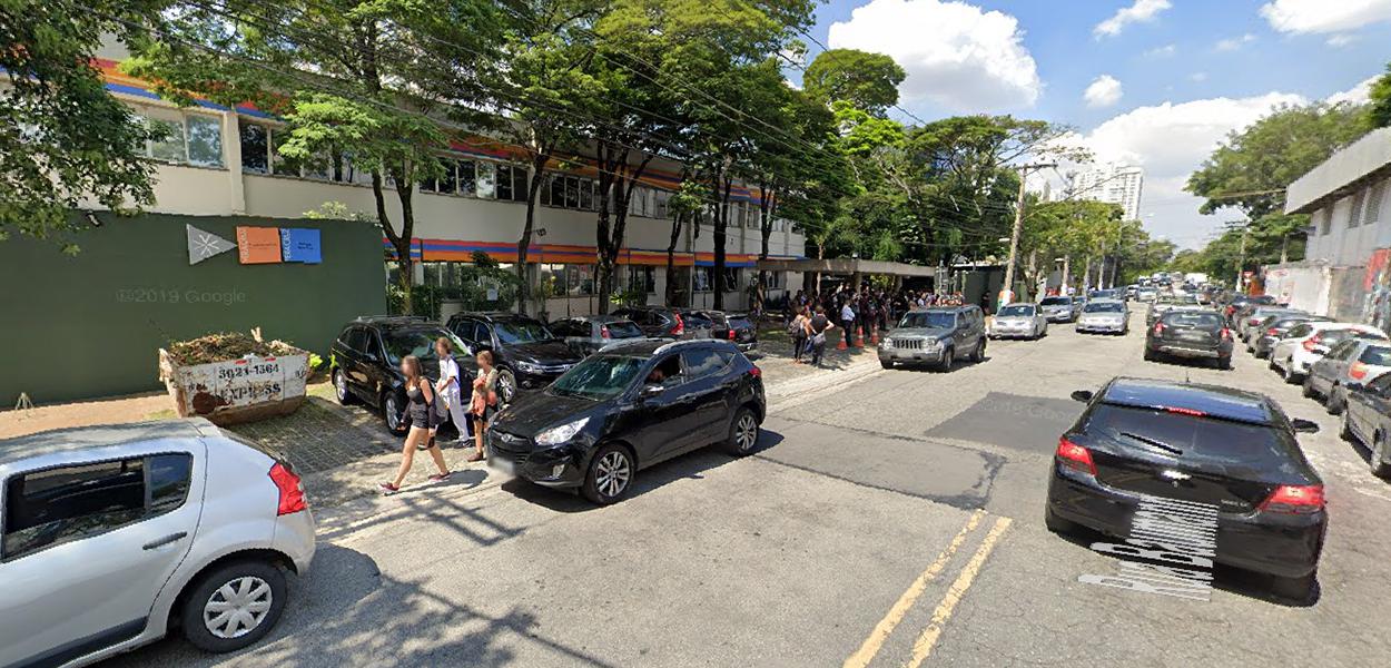 Fachada da escola Vera Cruz