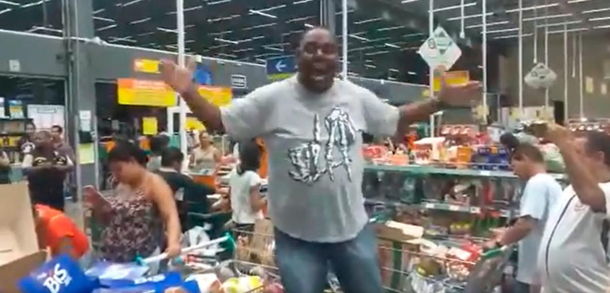 Luciano Marcelino Camargo, que se autodenomina Berinjela