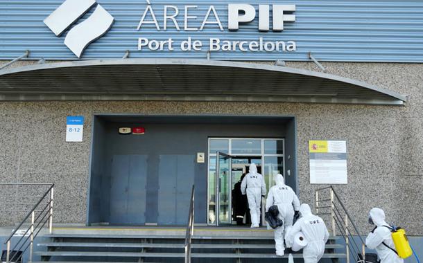 Espanha considera prorrogar estado de emergência por mais 15 dias devido ao coronavírus.