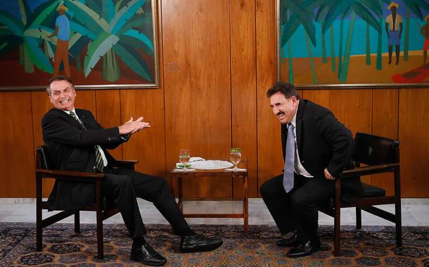 Jair Bolsonaro concede entrevista no Programa do Ratinho, do SBT
