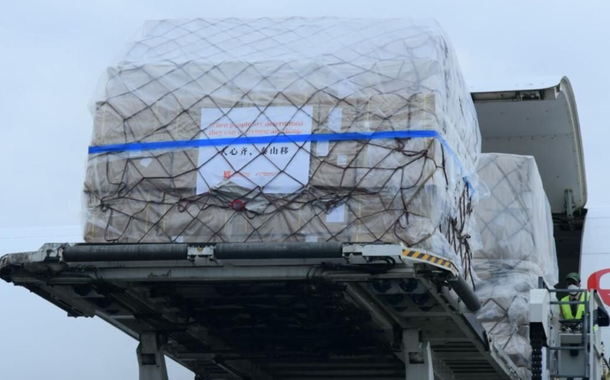 Ajuda humanitária do proprietário da Alibaba chega à África; bloqueio dos EUA impediu que isso acontecesse em Cuba