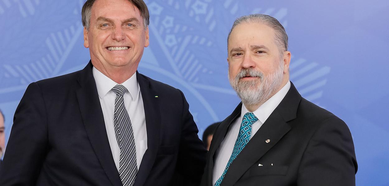 Jair Bolsonaro e Augusto Aras