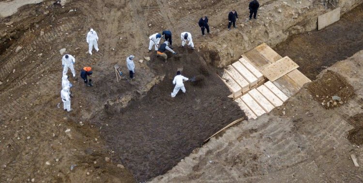 Vala comum de mortos por Coronavírus em Nova York