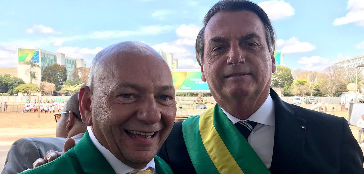 Dono da Havan, Luciano Hang, com Jair Bolsonaro