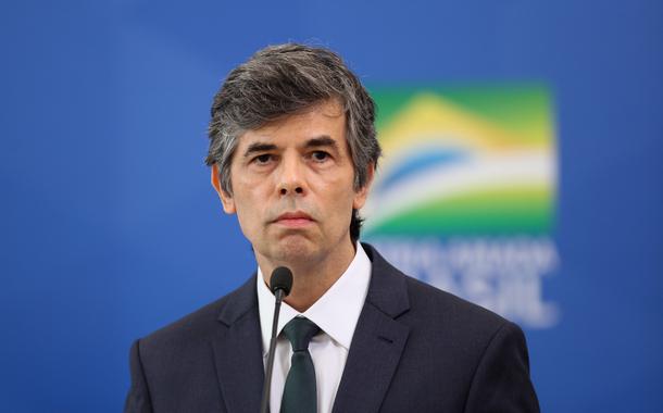 Novo ministro da Saúde, Nelson Teich tomou posse nesta sexta-feira (17), em meio à crise do coronavírus