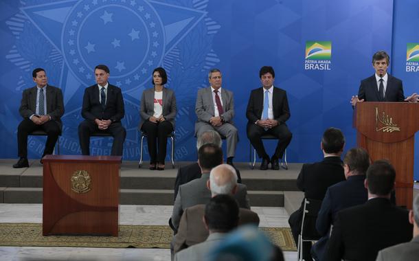 Solenidade de posse do ministro da Saúde, Nelson Teich