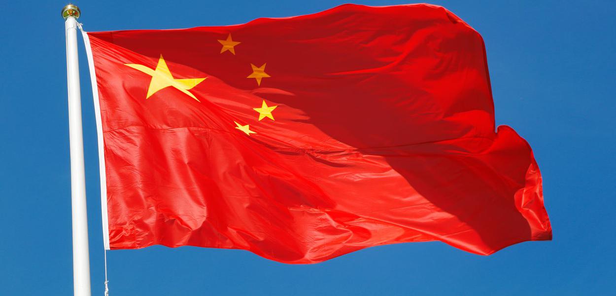 A China realiza uma política externa voltada para a paz e o desenvolvimento