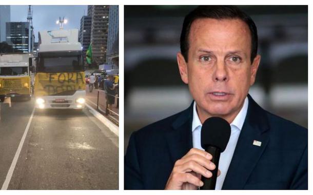 Doria é alvo de protesto na Avenida Paulista