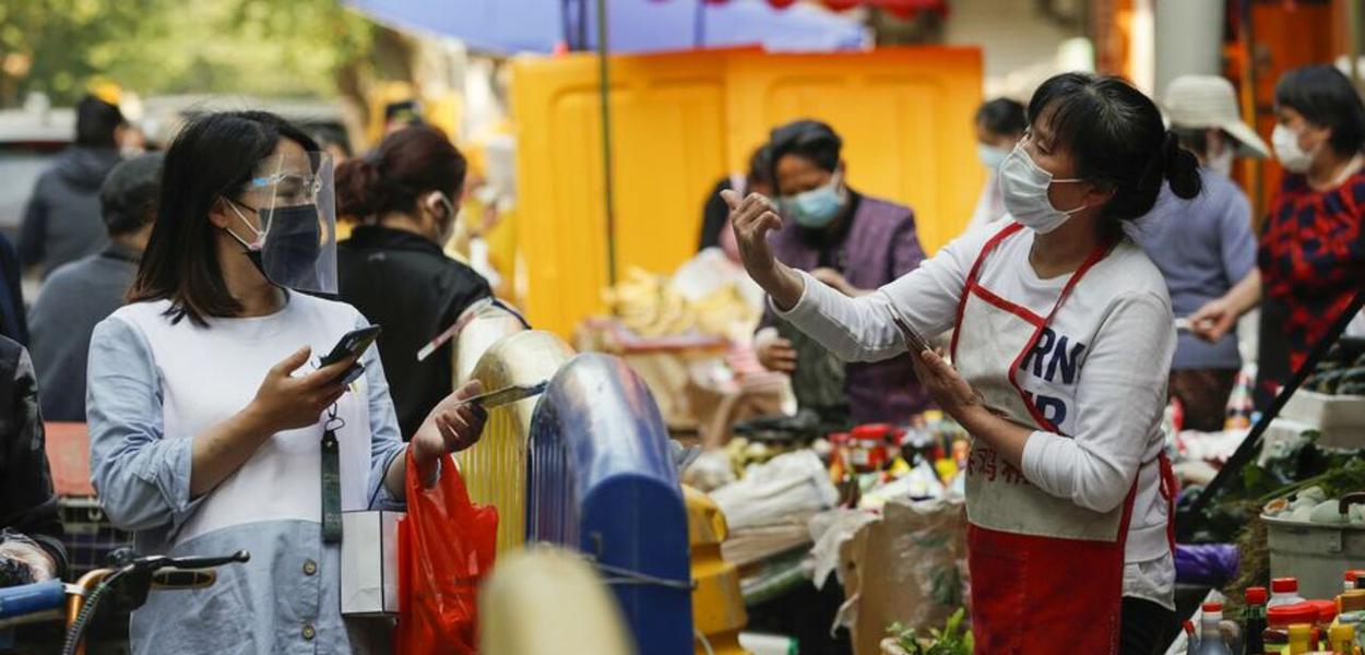 A vida em Wuhan está gradualmente voltando ao normal