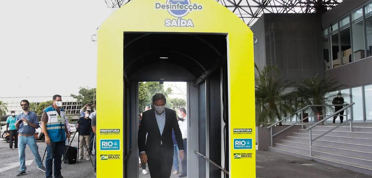 Equipamento para a desinfecção dos profissionais de saúde e funcionários que trabalharão no Riocentro