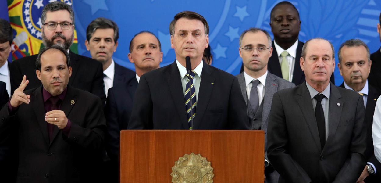 Bolsonaro durante pronunciamento no Palácio do Planalto 24/4/2020