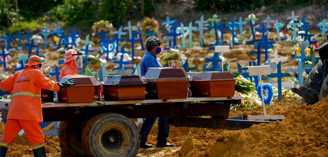 Manaus – Cemitério Público Nossa Senhora Aparecida